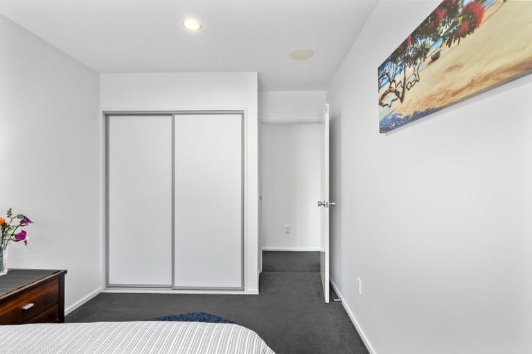 Photo of property in 111 Weston Road, St Albans, Christchurch, 8052