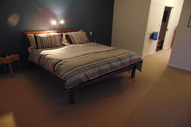 Photo of property in 8 Rutland Street, Picton, 7220