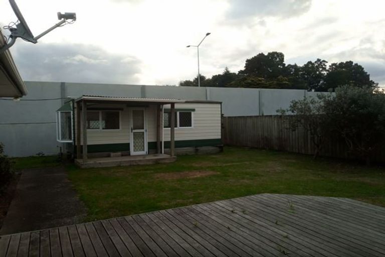 Photo of property in 2/21 Gloaming Place, Conifer Grove, Takanini, 2112