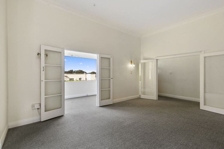 Photo of property in 86 Salamanca Road, Kelburn, Wellington, 6012