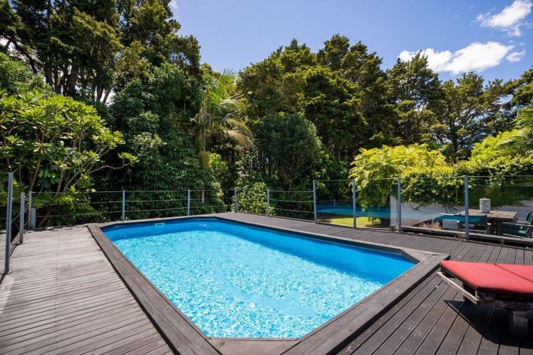 Photo of property in 24 Waitaua Road, Kauri, Kamo, 0185