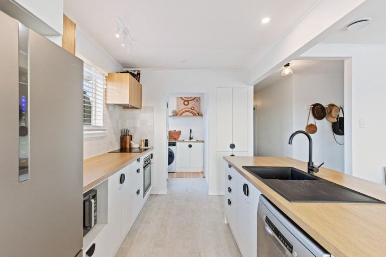 Photo of property in 22 Penrith Street, Westown, New Plymouth, 4310