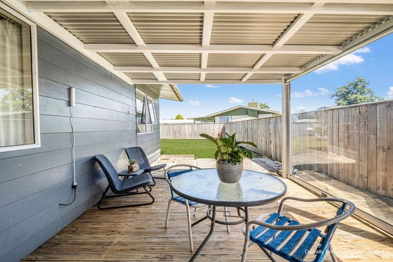 Photo of property in 122 Tremaine Avenue, Westbrook, Palmerston North, 4412