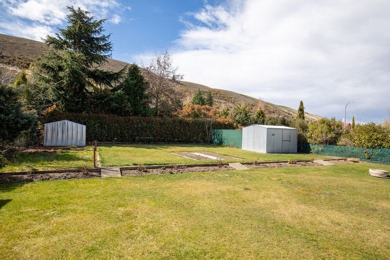 Photo of property in 90 Shields Street, Clyde, 9330