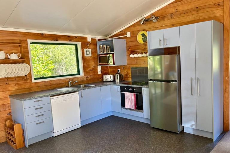 Photo of property in 185 Anzac Road, Waitakere, Auckland, 0816