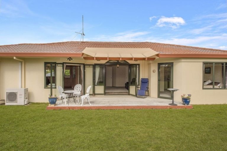 Photo of property in 15 Loveridge Place, Morrinsville, 3300