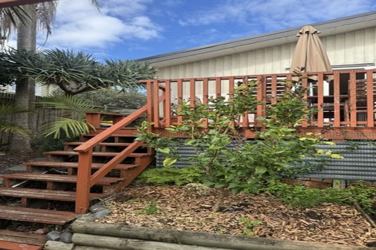 Photo of property in 1/245 Sturges Road, Henderson, Auckland, 0612