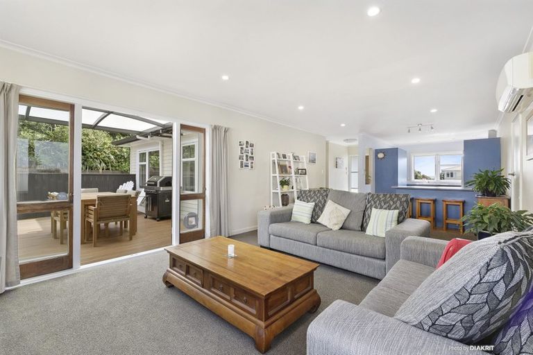 Photo of property in 26 Buckley Road, Southgate, Wellington, 6023