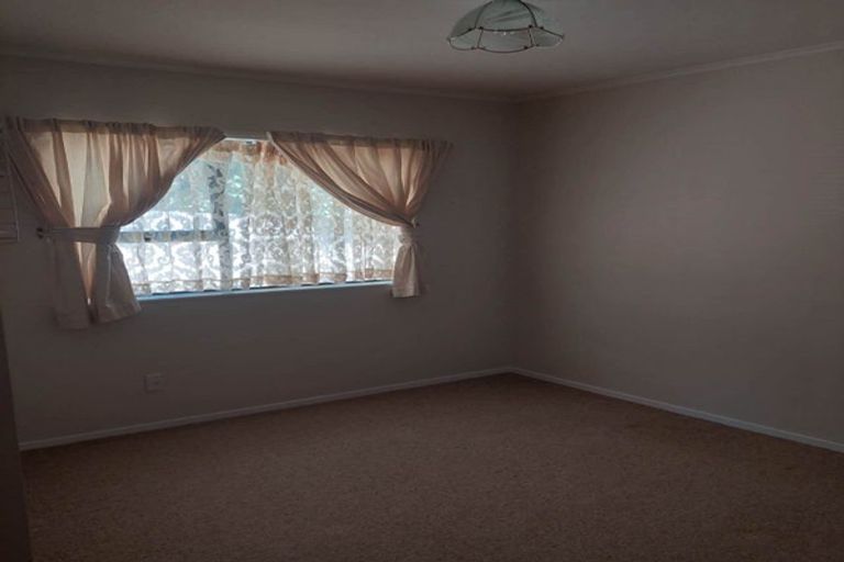 Photo of property in 17a Roy Street, Tawa, Wellington, 5028