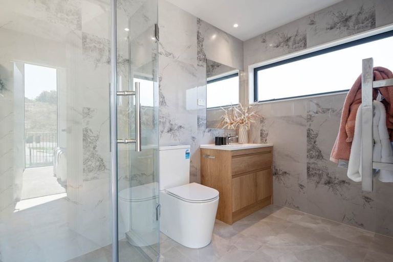 Photo of property in 36 Oopunga Road, Pukekohe, 2120