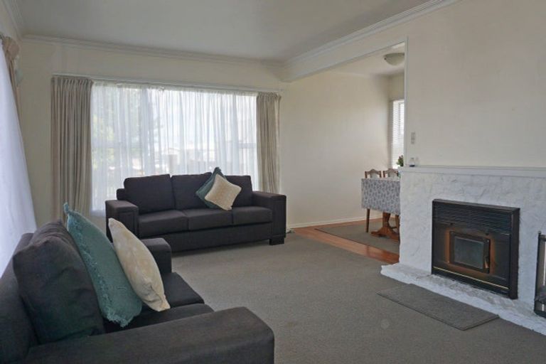 Photo of property in 27 Perth Street, Levin, 5510