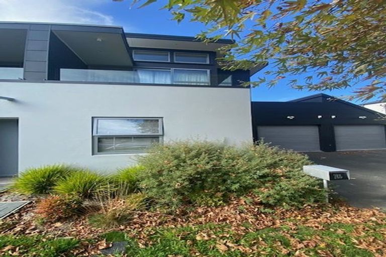 Photo of property in 28b Grove Road, Addington, Christchurch, 8024