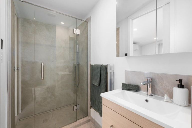 Photo of property in 6/323 Riverside Drive, Waterloo, Lower Hutt, 5011