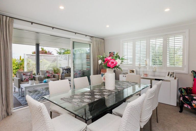 Photo of property in 11 Silicon Way, Fitzherbert, Palmerston North, 4410