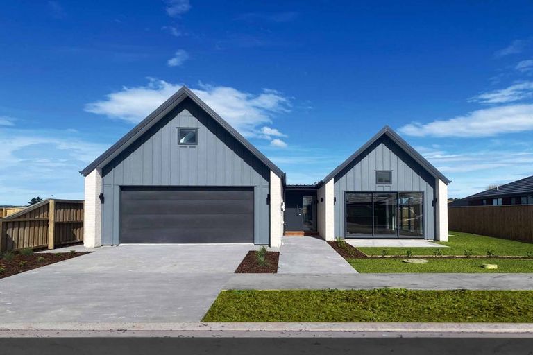 Photo of property in 44 Blue Jacket Drive, Halswell, Christchurch, 8025