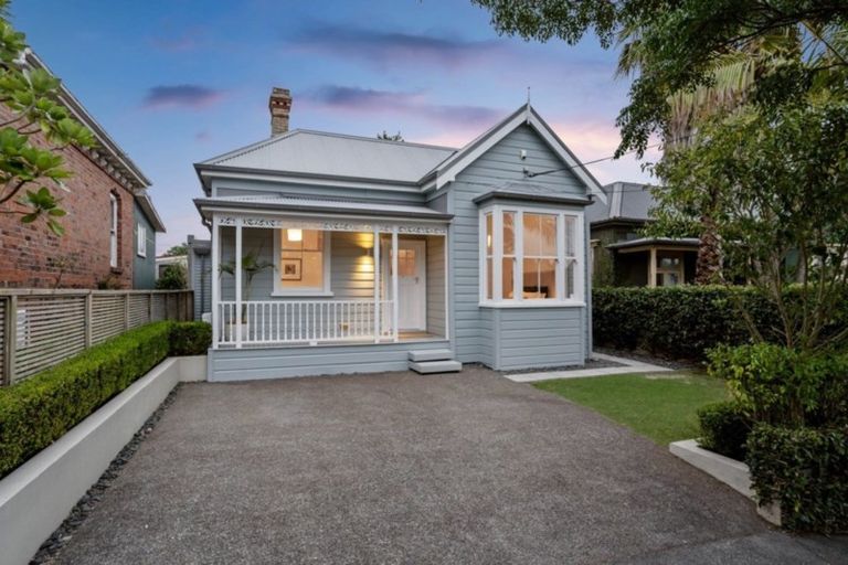Photo of property in 38 Ariki Street, Grey Lynn, Auckland, 1021