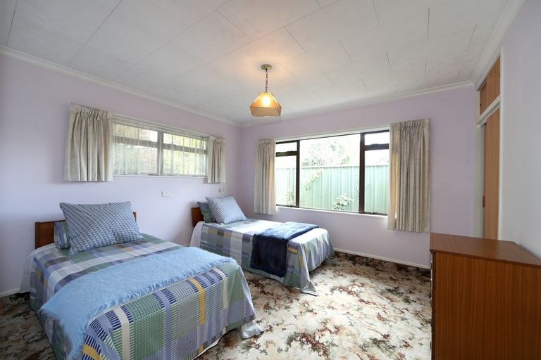 Photo of property in 243b Warwick Road, Mayfair, Hastings, 4122