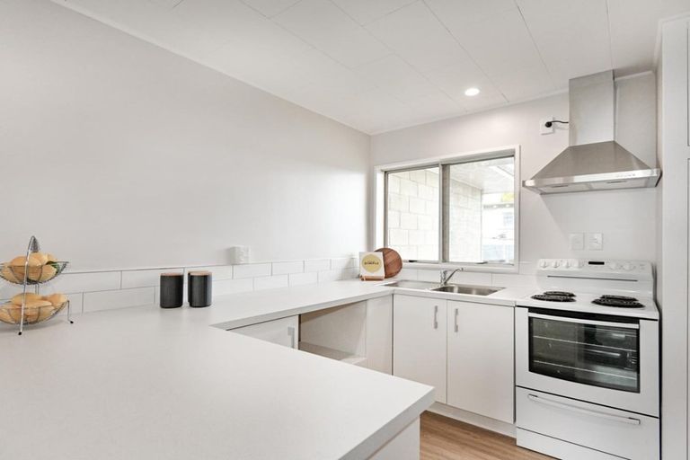 Photo of property in 3/405 Lyndon Road East, Hastings, 4122