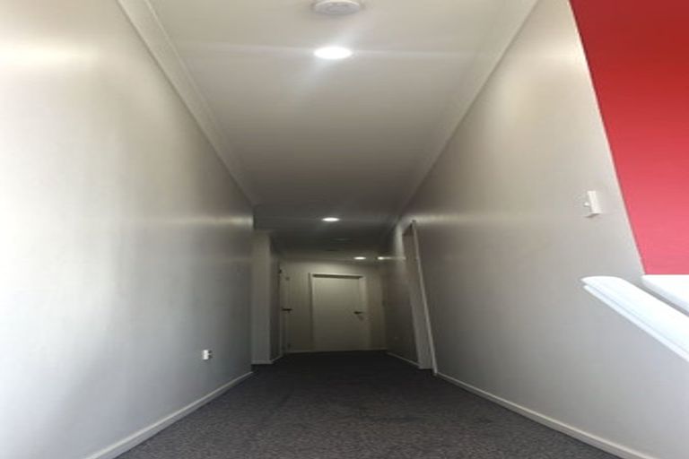 Photo of property in 16 Lamia Place, The Gardens, Auckland, 2105