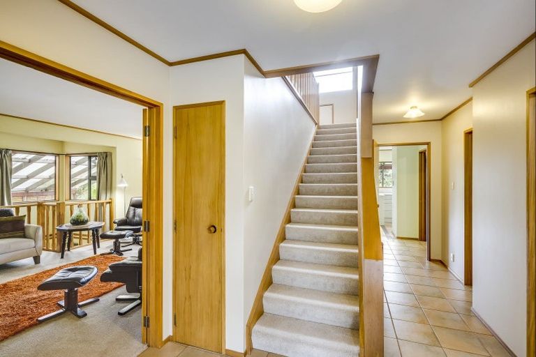 Photo of property in 59b Napier Terrace, Hospital Hill, Napier, 4110