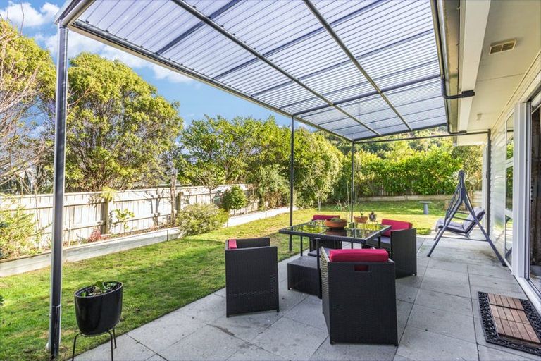 Photo of property in 62 Aotea Drive, Aotea, Porirua, 5024