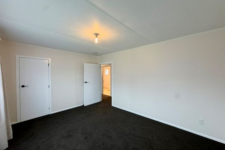 Photo of property in 60a Mould Street, Waitara, 4320