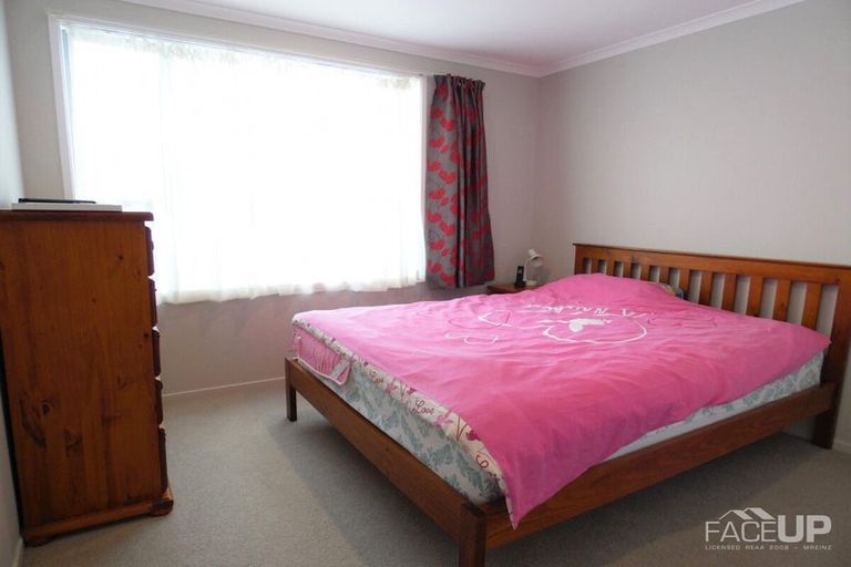 Photo of property in 3 Rangihina Road, Hobsonville, Auckland, 0616