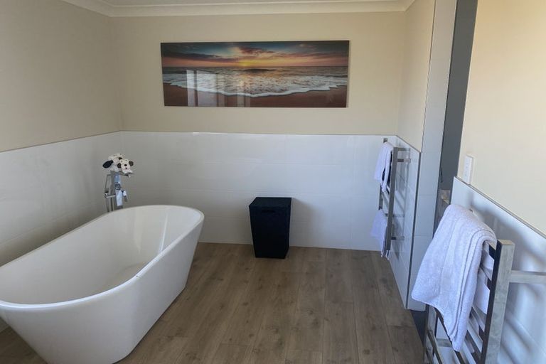 Photo of property in 27 Mission Road, Greenmeadows, Napier, 4112