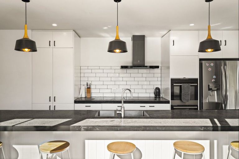 Photo of property in 32 Bradford Street, Bradford, Dunedin, 9011