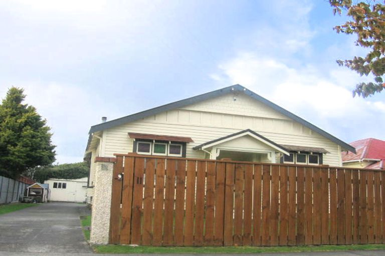 Photo of property in 11 Bryant Street, Takaro, Palmerston North, 4412