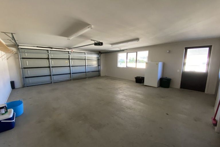 Photo of property in 34 Plantation Road, Wanaka, 9305