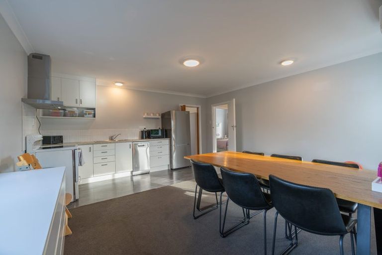 Photo of property in 25 Henry Street, Te Anau, 9600