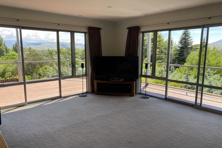 Photo of property in 22a Sutherland Road, Omarama, 9412