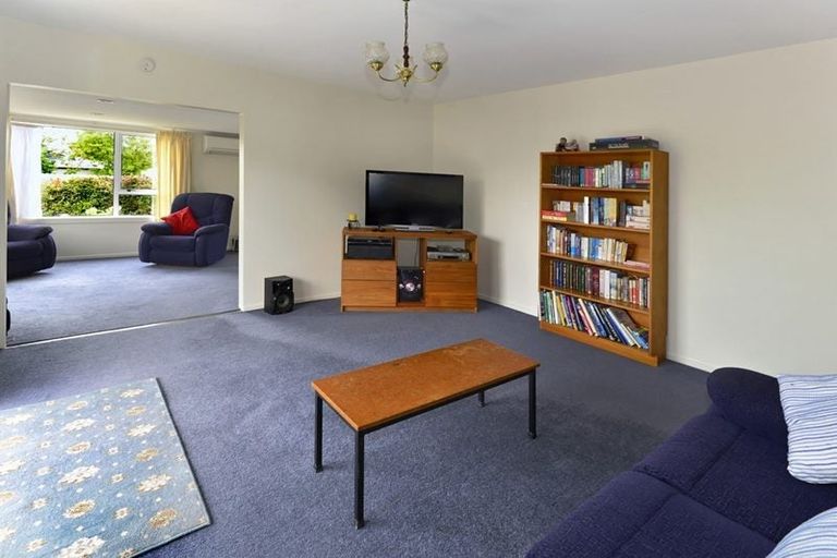 Photo of property in 201 Avonhead Road, Avonhead, Christchurch, 8042