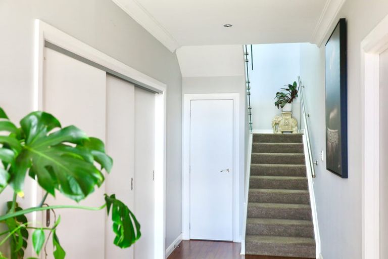 Photo of property in 11 Boutique Way, Orewa, 0931