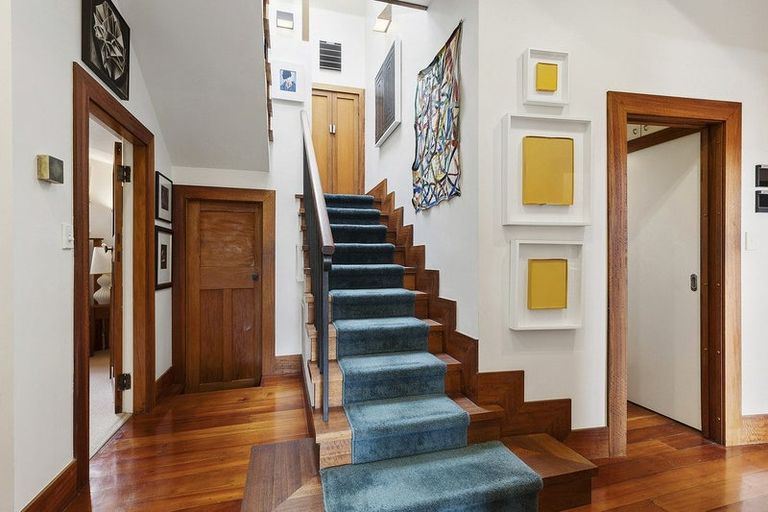 Photo of property in 66 Upland Road, Kelburn, Wellington, 6012