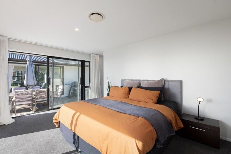 Photo of property in 18 Charlotte Drive, Omokoroa, 3114