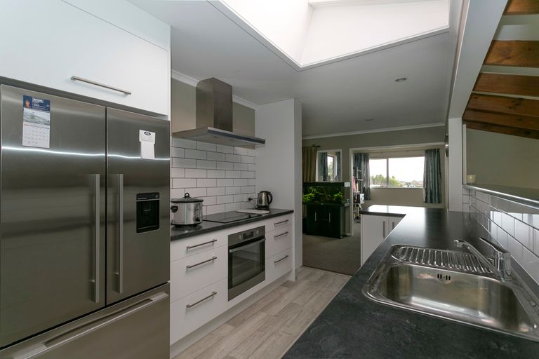 Photo of property in 85 Hyde Avenue, Richmond Heights, Taupo, 3330