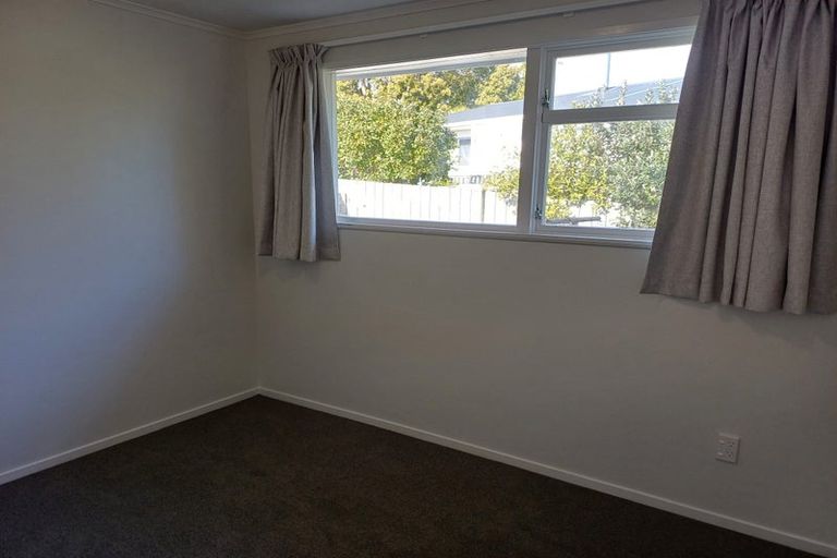 Photo of property in 24 Manaia View Road, One Tree Point, 0118