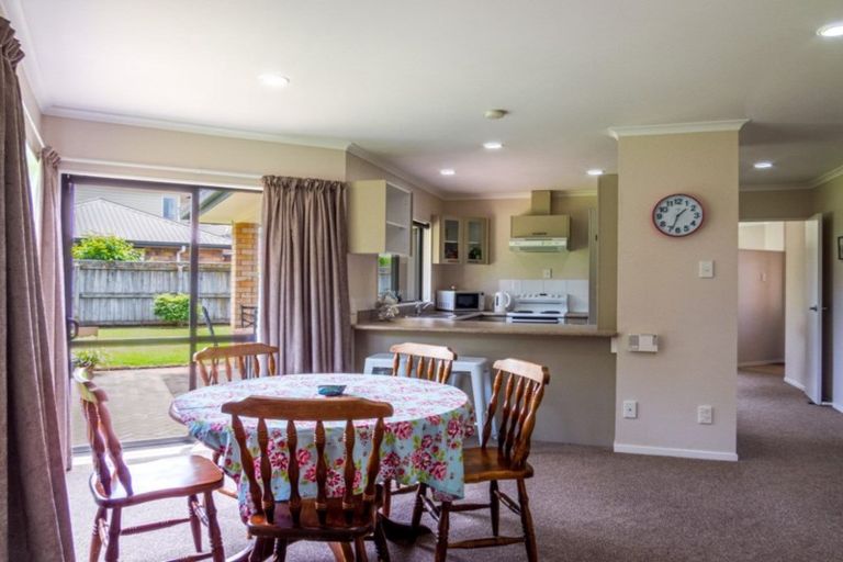 Photo of property in 13 Walnut Grove, Whakatane, 3120