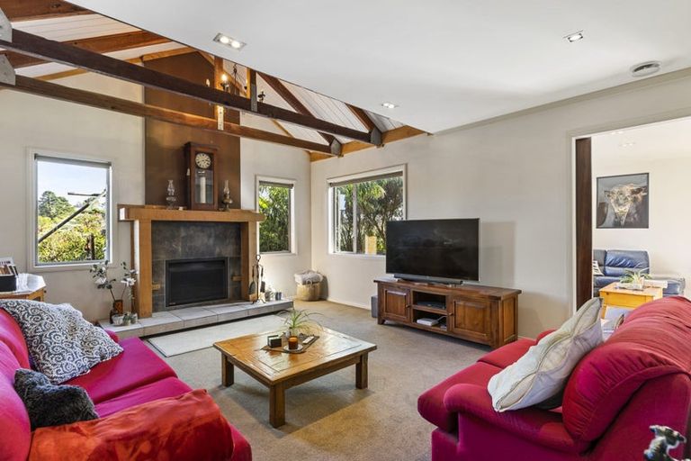 Photo of property in 371 Whitford Road, Whitford, Howick, 2571