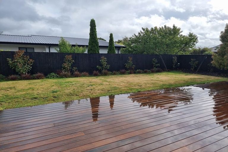 Photo of property in 18 Puhara Avenue, Parklands, Christchurch, 8083