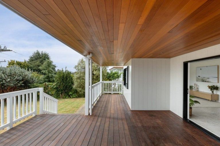 Photo of property in 1 Coppelia Avenue, Omokoroa, 3114