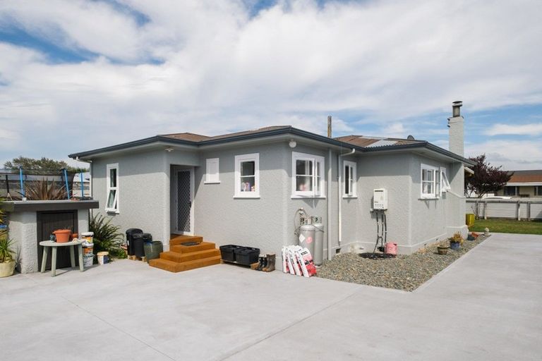Photo of property in 24 Haldane Street, Elgin, Gisborne, 4010