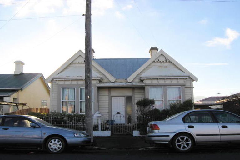 Photo of property in 18 Richardson Street, Saint Kilda, Dunedin, 9012