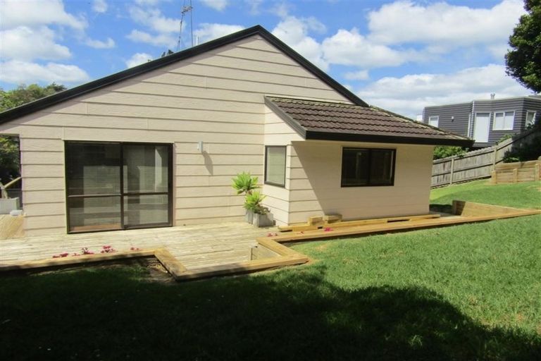 Photo of property in 24 Helvetia Drive, Browns Bay, Auckland, 0630