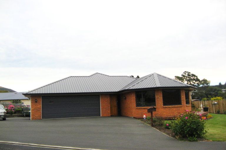 Photo of property in 13 Duxford Crescent, Fairfield, Dunedin, 9018