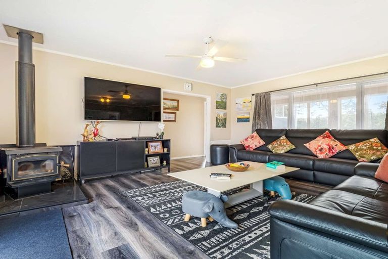 Photo of property in 318 Inland Road, Helensville, 0875