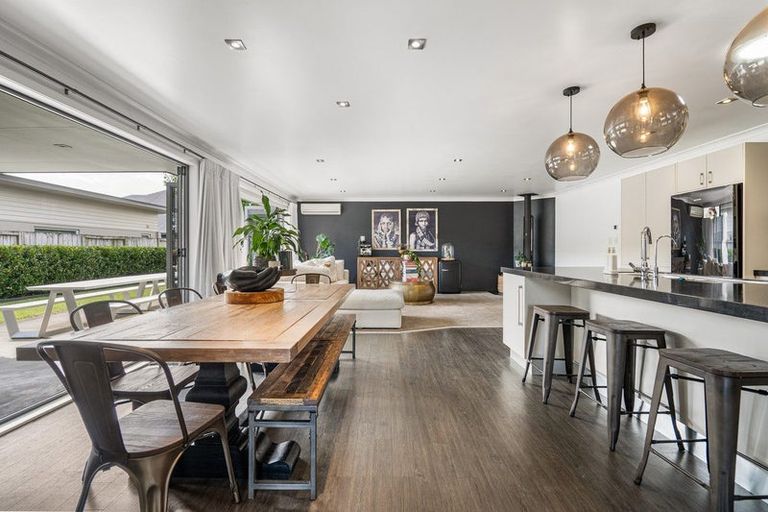 Photo of property in 27 Norfolk Drive, Cambridge, 3434