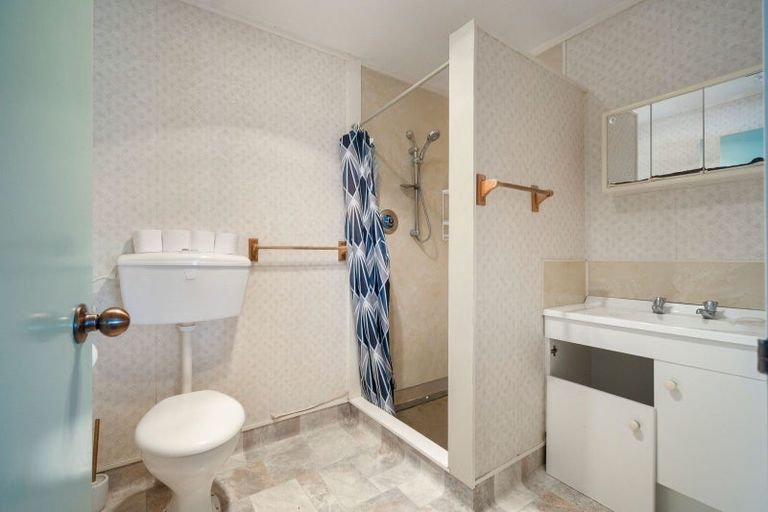 Photo of property in 1 Graham Street, Shannon, 4821